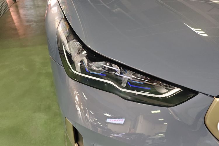 宝马5系 2024款 530Li 尊享型 M运动套装车身外观8