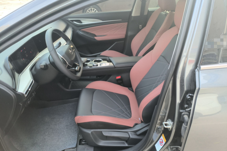 长安 逸动 2024款 PLUS 蓝鲸NE 1.4T GDI DCT高能版中控内饰19