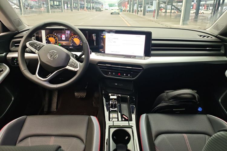 大众 2024款 凌渡L 280TSI DSG酷辣版中控内饰12