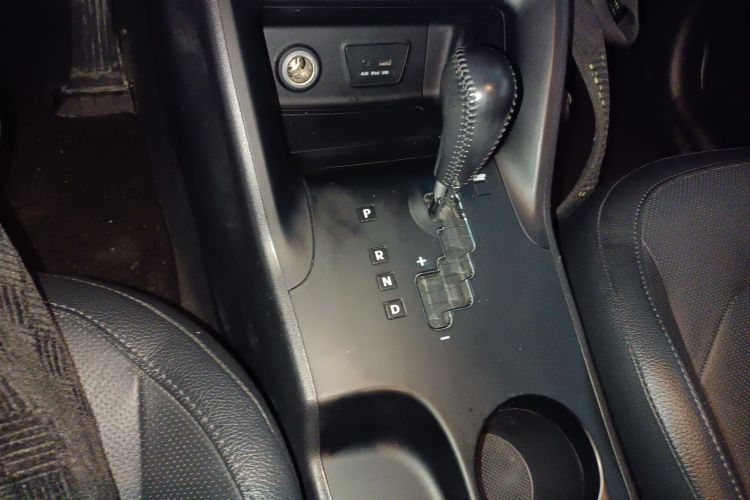 北京现代ix35 2013款 2.0L 自动两驱智能型GLS 国V局部细节18