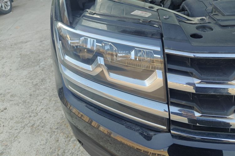 大众 途昂 2017款 380TSI 四驱舒适版车身外观8