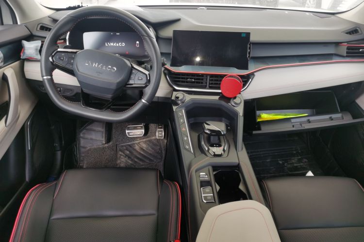 领克06 2021款 1.5T Shero粉色特别版中控内饰12