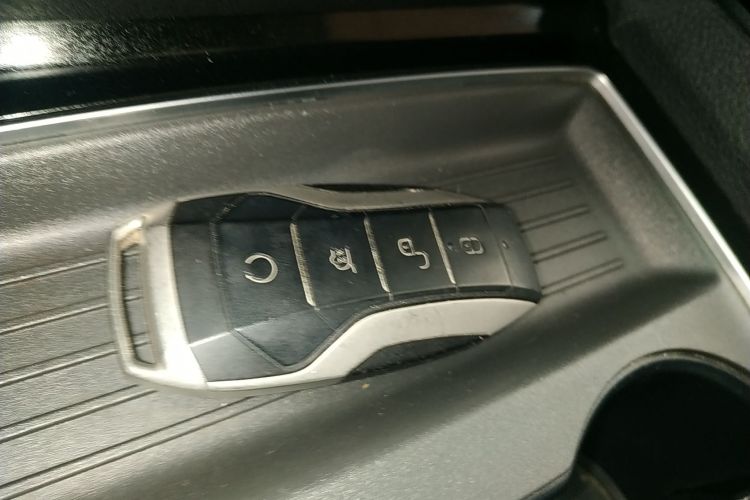 比亚迪 宋MAX 2021款 升级版 1.5T 自动豪华型 7座中控内饰11