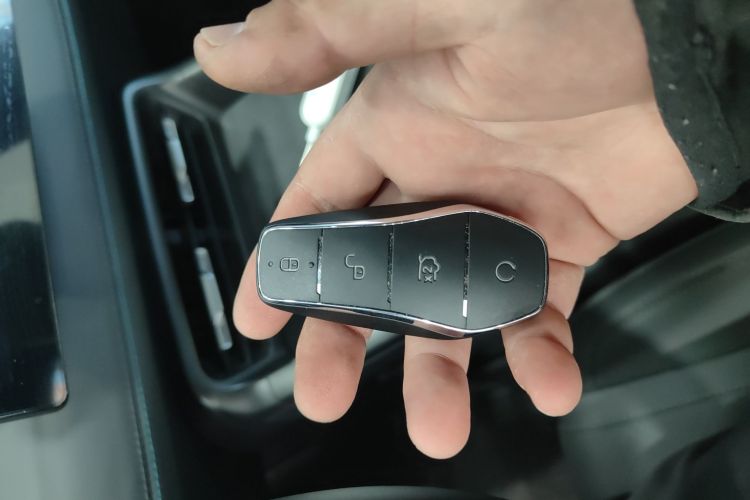 比亚迪 秦PLUS 2025款 DM-i 智驾版 55KM领先型中控内饰7001