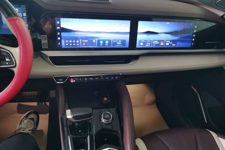 吉利汽车 星越L 2021款 2.0TD DCT EVO两驱尊贵型中控内饰16