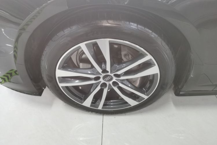 奥迪A6L 2023款 改款 40 TFSI 豪华动感型车身外观6001