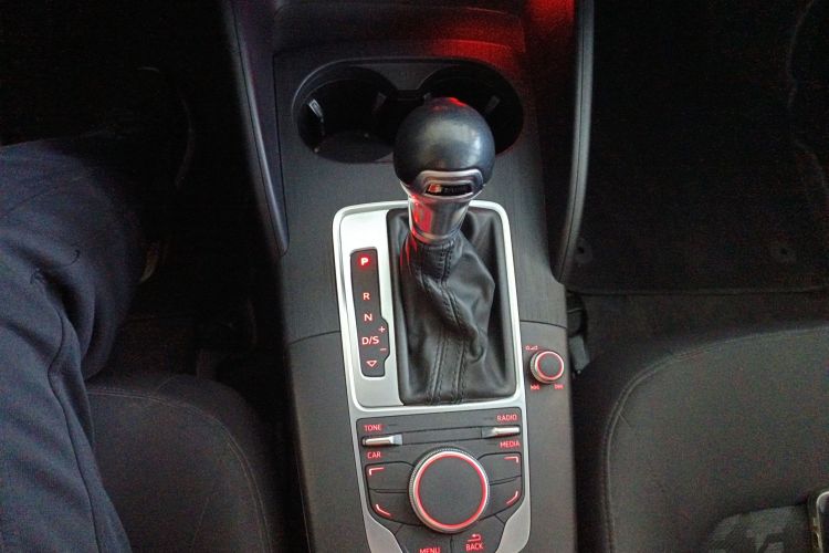 奥迪A3 2016款 Sportback 35 TFSI 进取型中控内饰18