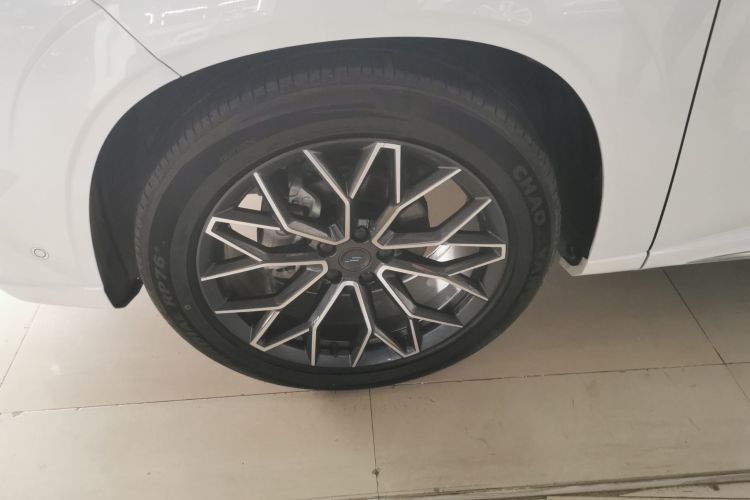 长安欧尚 欧尚Z6新能源 2023款 智电iDD 150KM旗舰PLUS智慧泊车版车身外观6007