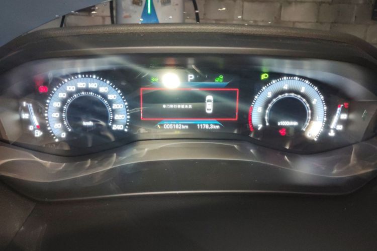 标致408 2022款 1.6T 逐梦版中控内饰14