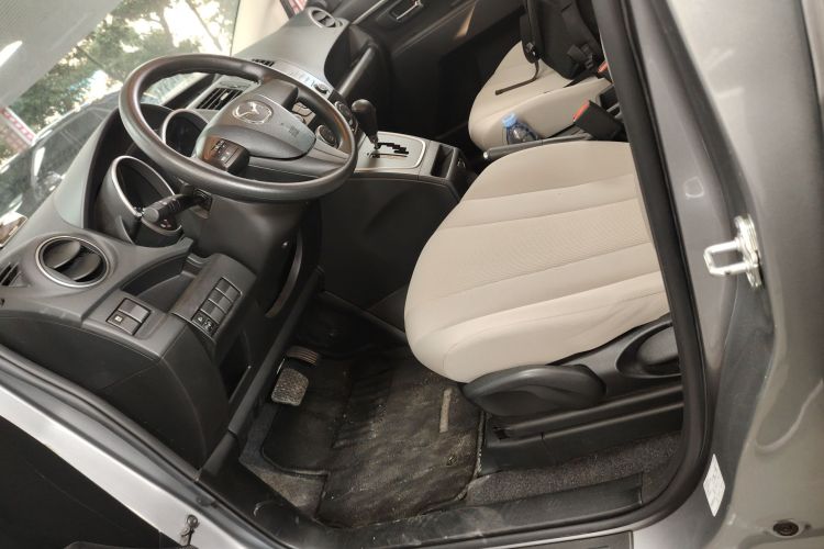 马自达5 2013款 2.0L 自动舒适型局部细节19