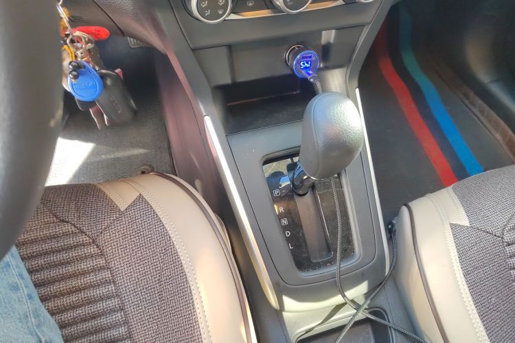 日产 轩逸 2024款 改款二 经典 1.6XE CVT舒适版中控内饰18