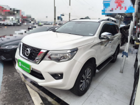 日产 途达 2020款 2.5L XV 4WD 自动四驱旗舰版