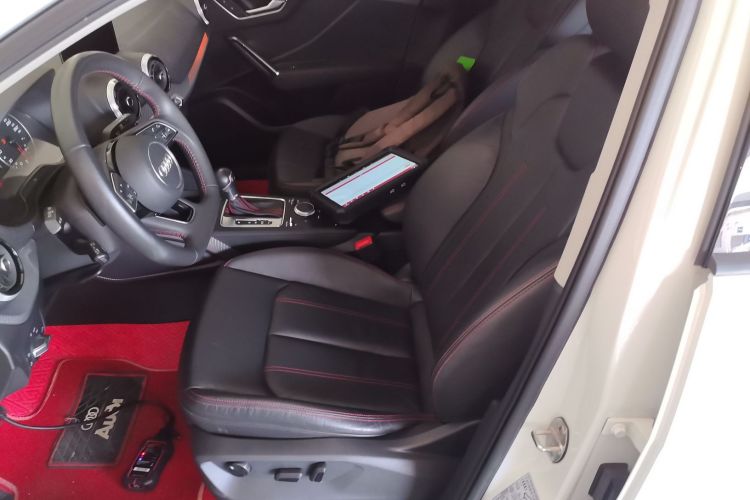 奥迪Q2L 2022款 35 TFSI 进取动感型中控内饰19