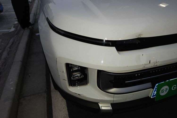 吉利汽车 吉利icon 2023款 1.5TD 巧克力醇巧版车身外观8