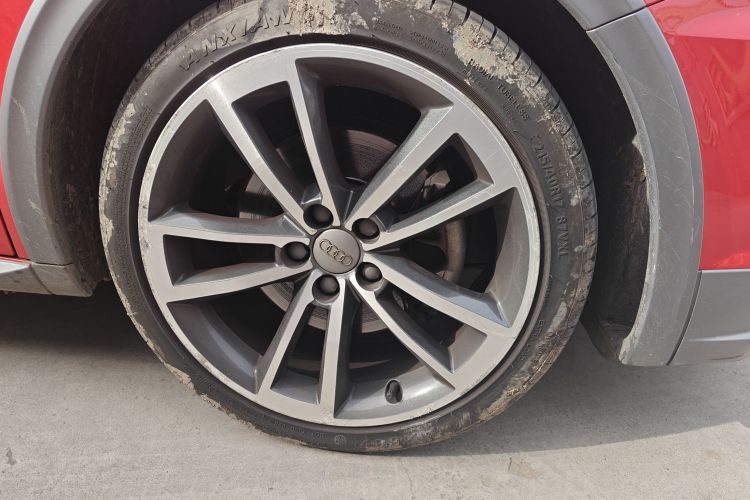 奥迪A1 2016款 30 TFSI Sportback Design风尚版车身外观6002