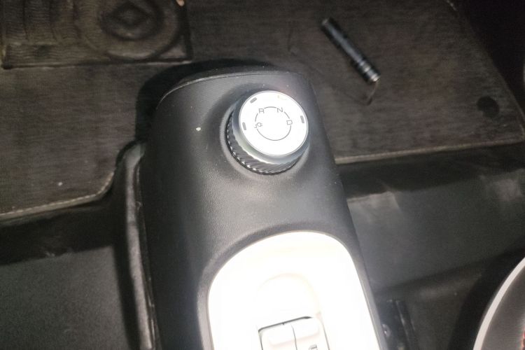 五菱汽车 宏光MINIEV 2022款 GAMEBOY 200km 玩咖款 磷酸铁锂局部细节18