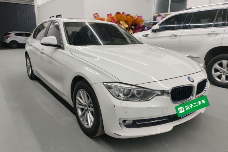 宝马3系 2014款 320Li 时尚型车身外观3