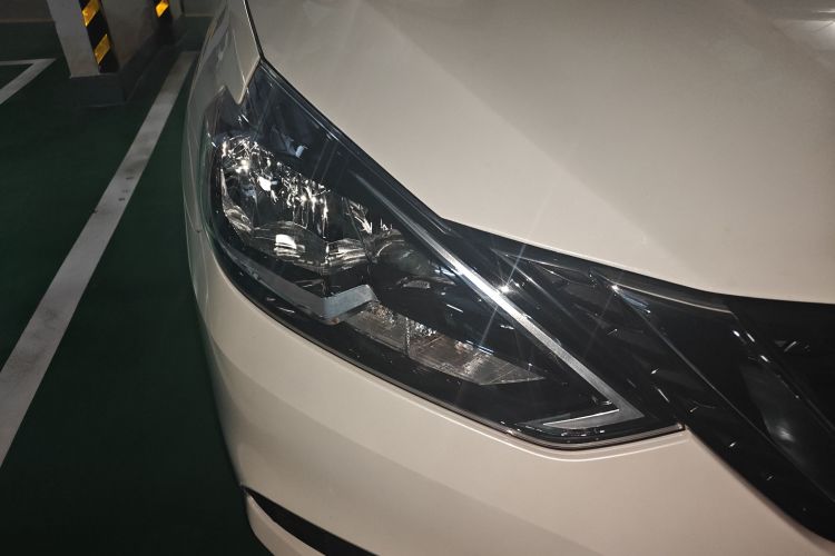 日产 轩逸 2024款 经典 1.6XL CVT豪华版车身外观8