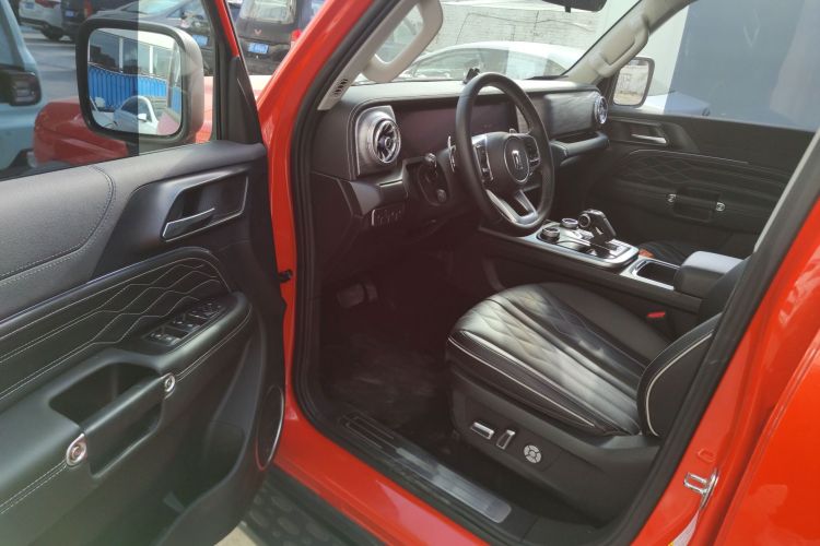 坦克300 2024款 2.0T 挑战者中控内饰7003