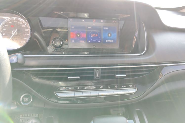 广汽传祺 传祺M6 2019款 270T 自动豪华版（六座）国V局部细节16