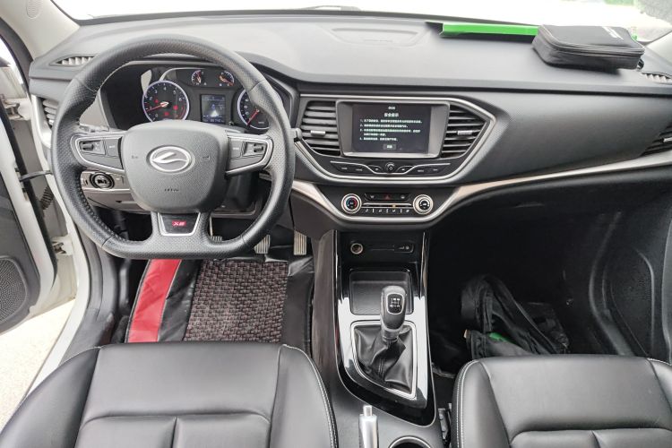 陆风X2 2017款 1.6L 手动锋锐版中控内饰12