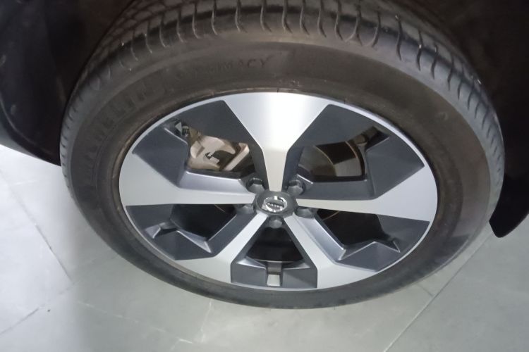 沃尔沃XC40 2023款 B4 四驱智远豪华版车身外观6008