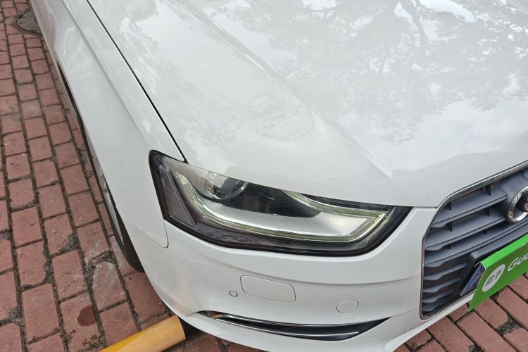 奥迪A4L 2013款 35 TFSI 自动标准型车身外观6006