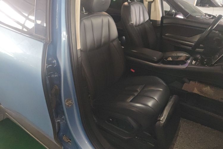 蔚来ES8 2018款 创始版局部细节41