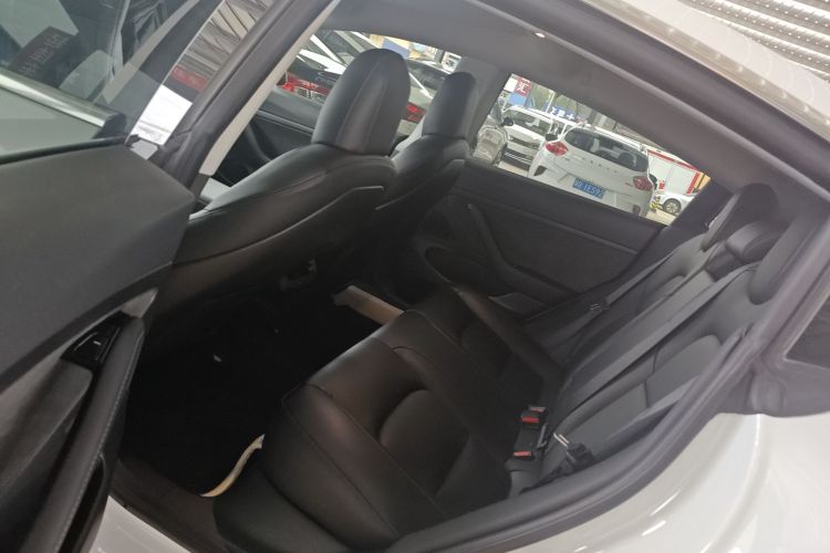 特斯拉 Model 3 2019款 标准续航后驱升级版中控内饰21