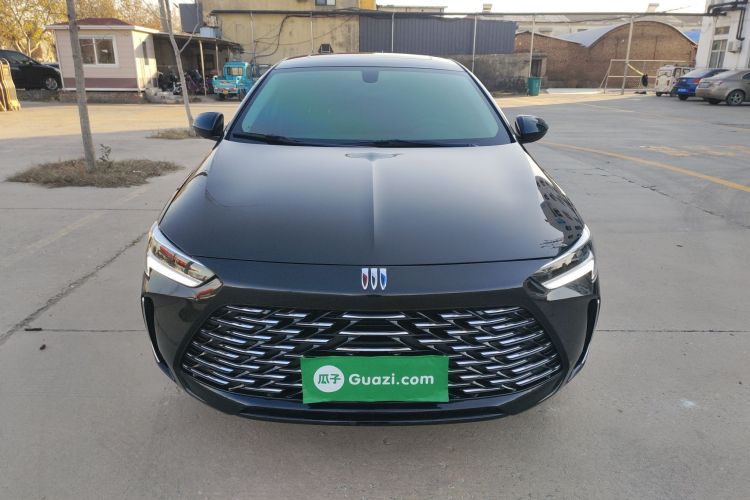 别克 君威 2024款 25T 超享版车身外观2