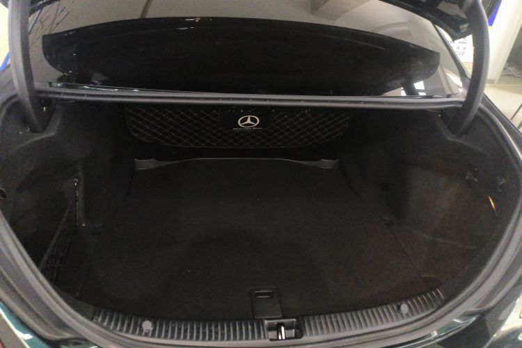 奔驰C级 2021款 C 200 L 时尚型运动版机舱底盘23