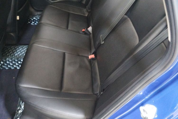 本田 思域 2022款 240TURBO CVT劲动版中控内饰7004