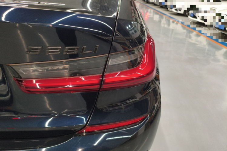 宝马3系 2022款 320Li M运动套装车身外观6006