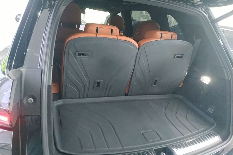 理想汽车 理想L8 2024款 Pro局部细节23