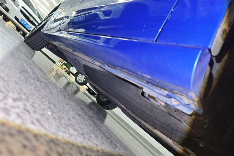 福特 福克斯 2020款 两厢 EcoBoost 180 自动锋潮型局部细节9001