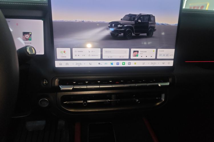 坦克300 2025款 2.0T 征服者局部细节16