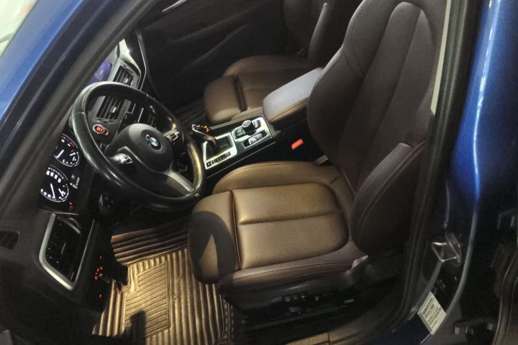 宝马1系 2020款 120i M运动套装局部细节19