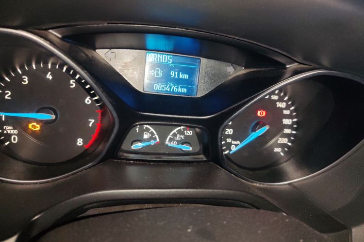 福特 福克斯 2017款 两厢 1.6L 自动风尚型智行版中控内饰14