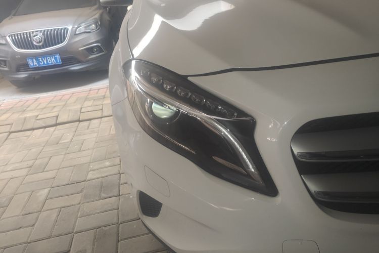 奔驰GLA 2016款 GLA 200 时尚型车身外观8