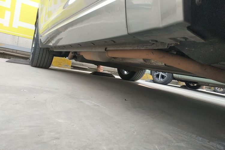 理想汽车 理想ONE 2021款 增程6座版局部细节9001