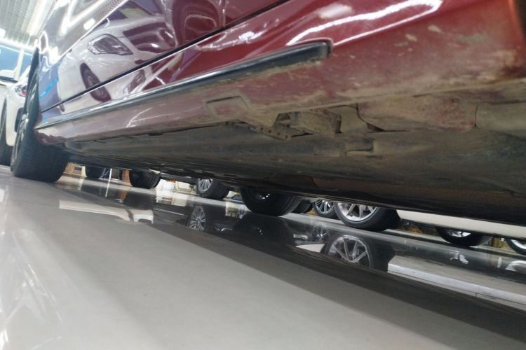 奔驰C级 2019款 C 260 运动版局部细节9001