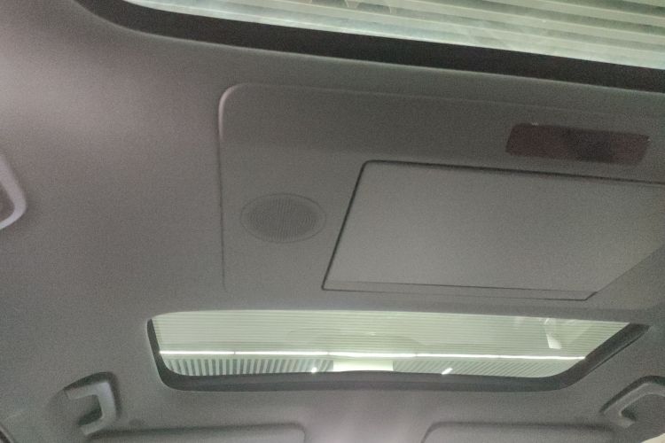 理想汽车 理想L9 2022款 Max中控内饰22