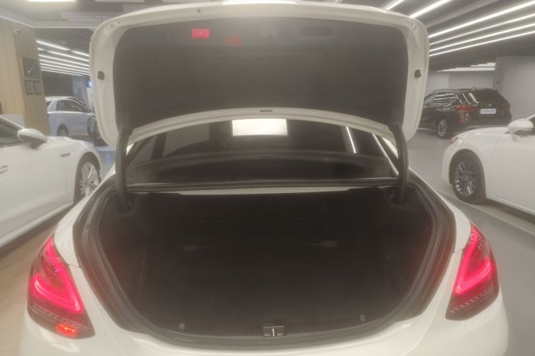 奔驰C级 2021款 C 260 星耀臻藏版局部细节23