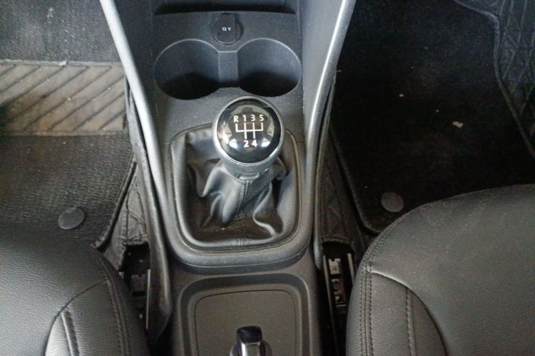 大众 Polo 2018款 1.5L 手动安驾型中控内饰18