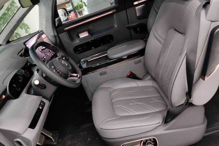 极氪MIX 2025款 智驾版中控内饰19