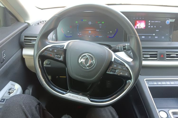 东风风神E70 2023款 500 智行版 磷酸铁锂 48.6kWh 120kW局部细节13