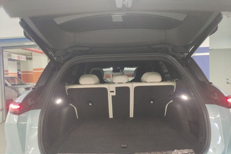 蔚来ES6 2024款 75kWh机舱底盘23