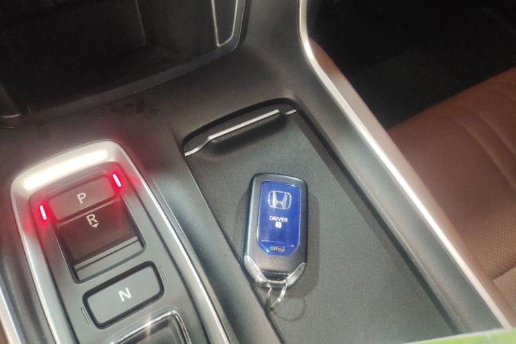 本田 英仕派 2019款 锐·混动 2.0L 净越版 国VI中控内饰7001