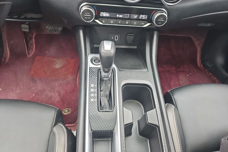 日产 轩逸 2020款 改款 1.6L XL CVT悦享版中控内饰18