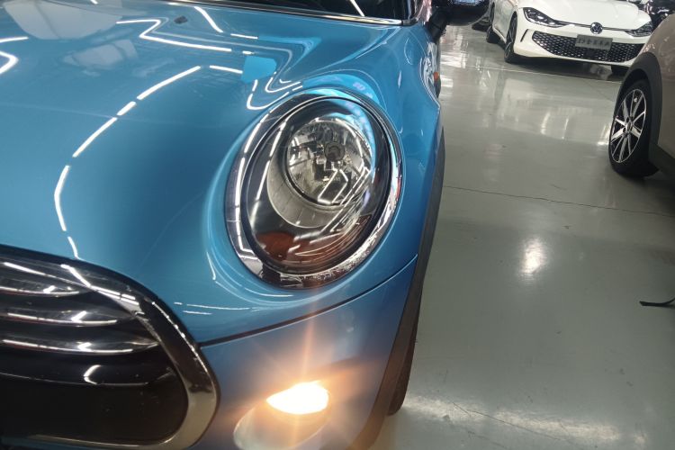 MINI 2014款 1.5T COOPER Fun局部细节36